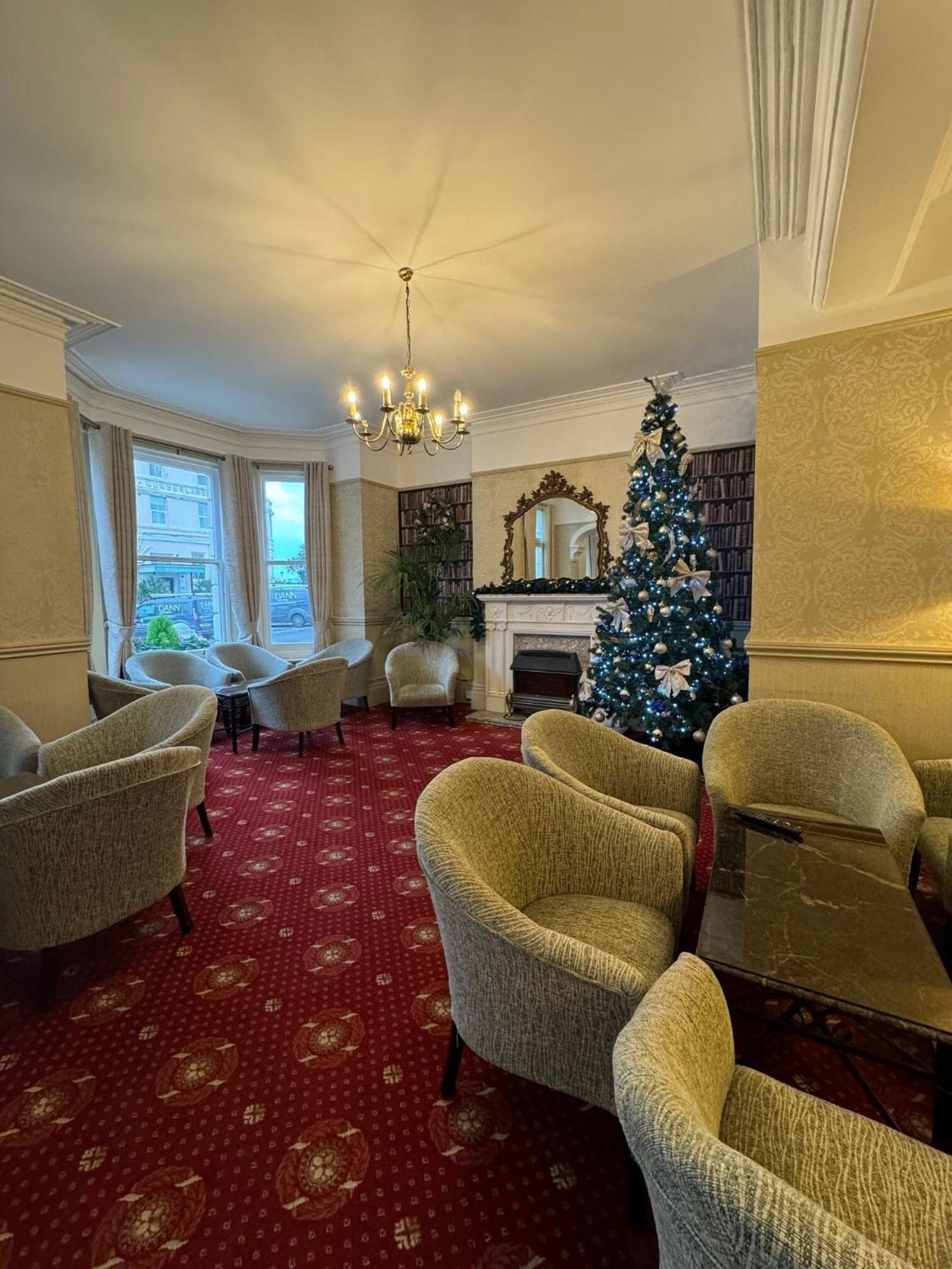 Haddon Hall Hotel Eastbourne Eksteriør bilde