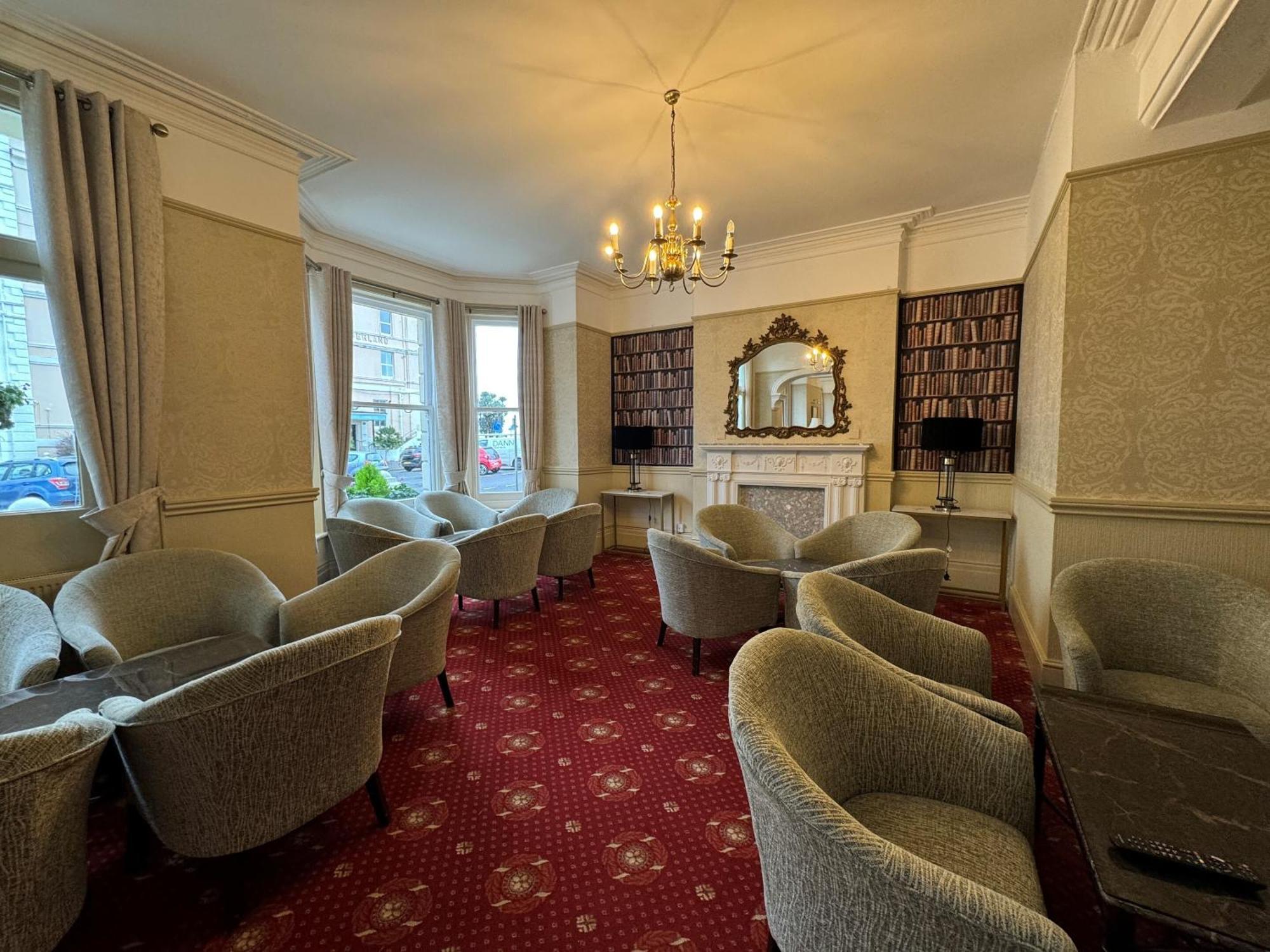 Haddon Hall Hotel Eastbourne Eksteriør bilde